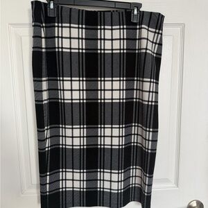 Bobeau Black and White Checkered Pencil Skirt